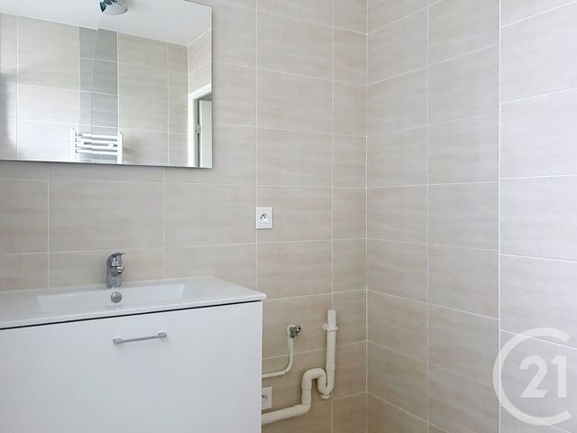 Appartement T3 à louer - 3 pièces - 67.59 m2 - DIJON - 21 - BOURGOGNE - Century 21 Martinot Immobilier