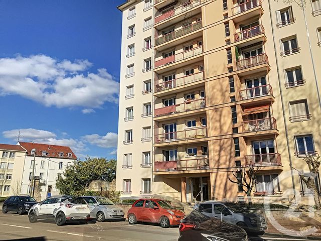 Appartement T2 à louer - 2 pièces - 44.0 m2 - DIJON - 21 - BOURGOGNE - Century 21 Martinot Immobilier