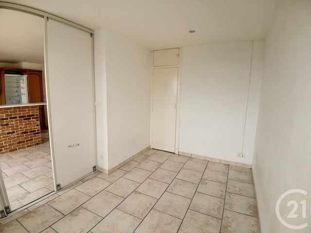Appartement T2 à louer - 2 pièces - 44.0 m2 - DIJON - 21 - BOURGOGNE - Century 21 Martinot Immobilier