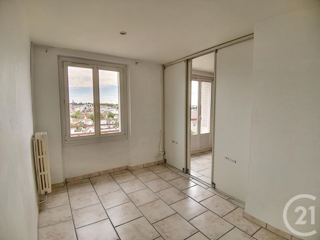Appartement T2 à louer - 2 pièces - 44.0 m2 - DIJON - 21 - BOURGOGNE - Century 21 Martinot Immobilier