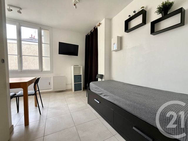 Appartement Studio à louer - 1 pièce - 16.0 m2 - DIJON - 21 - BOURGOGNE - Century 21 Martinot Immobilier