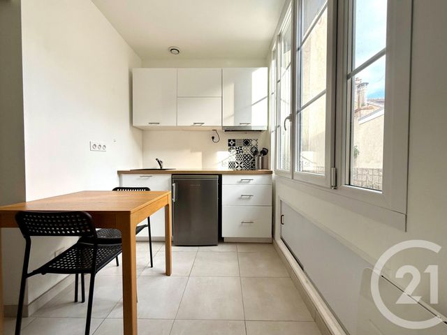 Appartement Studio à louer - 1 pièce - 16.0 m2 - DIJON - 21 - BOURGOGNE - Century 21 Martinot Immobilier