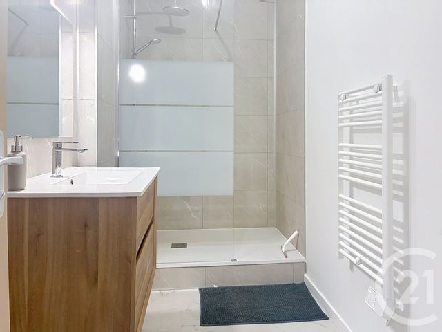 Appartement T2 à louer - 2 pièces - 35.76 m2 - DIJON - 21 - BOURGOGNE - Century 21 Martinot Immobilier