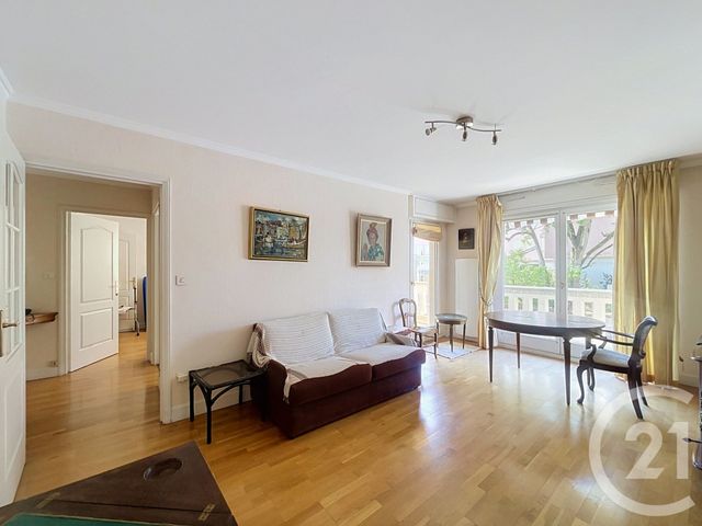 Appartement T2 à vendre - 2 pièces - 51.5 m2 - DIJON - 21 - BOURGOGNE - Century 21 Martinot Immobilier