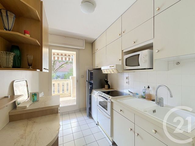 Appartement T2 à vendre - 2 pièces - 51.5 m2 - DIJON - 21 - BOURGOGNE - Century 21 Martinot Immobilier