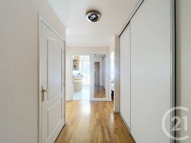 Appartement T2 à vendre - 2 pièces - 51.5 m2 - DIJON - 21 - BOURGOGNE - Century 21 Martinot Immobilier
