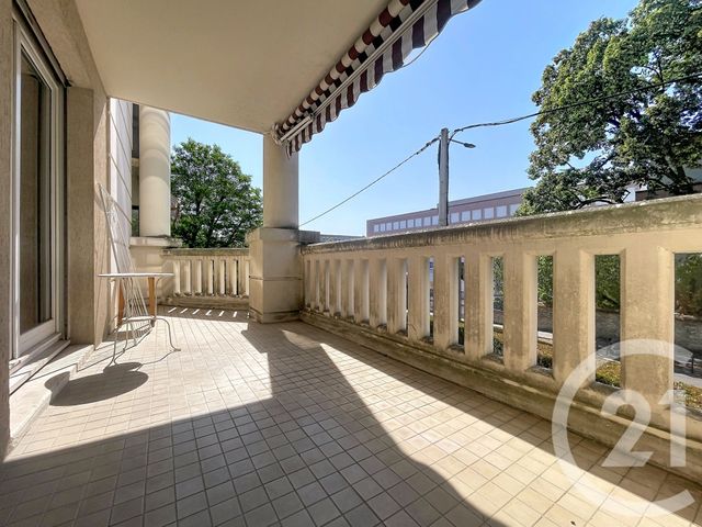Appartement T2 à vendre - 2 pièces - 51.5 m2 - DIJON - 21 - BOURGOGNE - Century 21 Martinot Immobilier