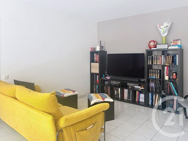 Appartement T4 à louer - 4 pièces - 79.44 m2 - DIJON - 21 - BOURGOGNE - Century 21 Martinot Immobilier