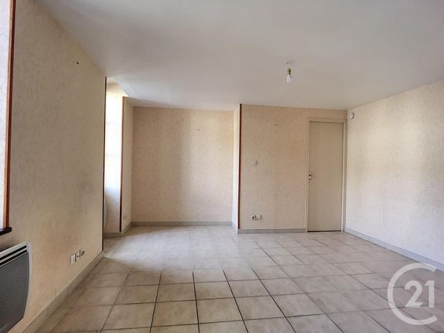 Appartement T2 à louer - 2 pièces - 40.34 m2 - LONGVIC - 21 - BOURGOGNE - Century 21 Martinot Immobilier