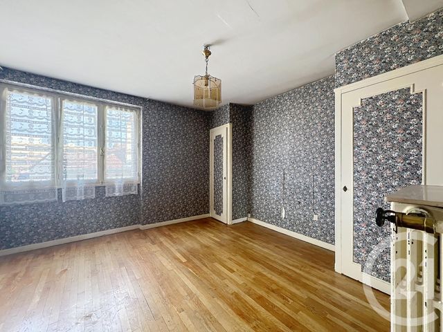 Appartement T4 à vendre - 4 pièces - 61.1 m2 - DIJON - 21 - BOURGOGNE - Century 21 Martinot Immobilier