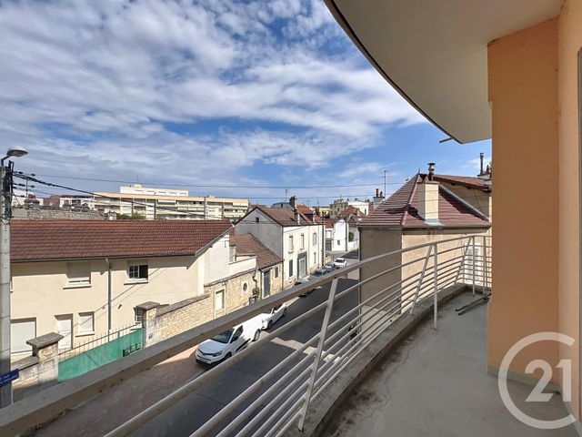 Appartement T4 à vendre - 4 pièces - 61.1 m2 - DIJON - 21 - BOURGOGNE - Century 21 Martinot Immobilier