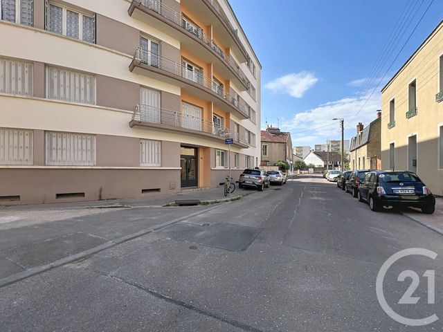 Appartement T4 à vendre - 4 pièces - 61.1 m2 - DIJON - 21 - BOURGOGNE - Century 21 Martinot Immobilier