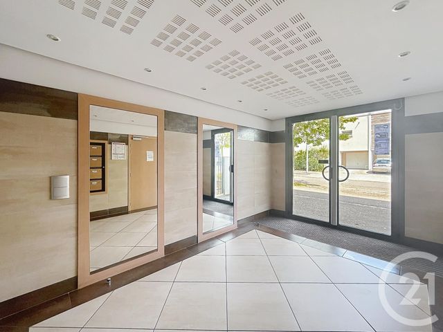 Appartement à louer - 3 pièces - 70.68 m2 - DIJON - 21 - BOURGOGNE - Century 21 Martinot Immobilier