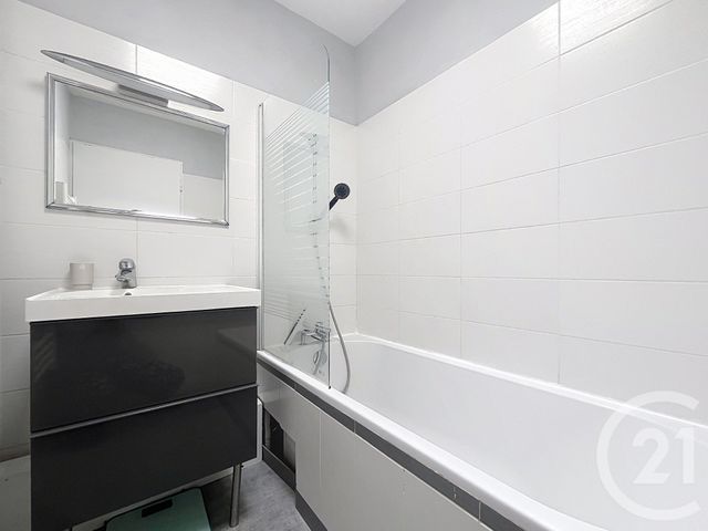 Appartement T2 à vendre - 2 pièces - 45.23 m2 - DIJON - 21 - BOURGOGNE - Century 21 Martinot Immobilier