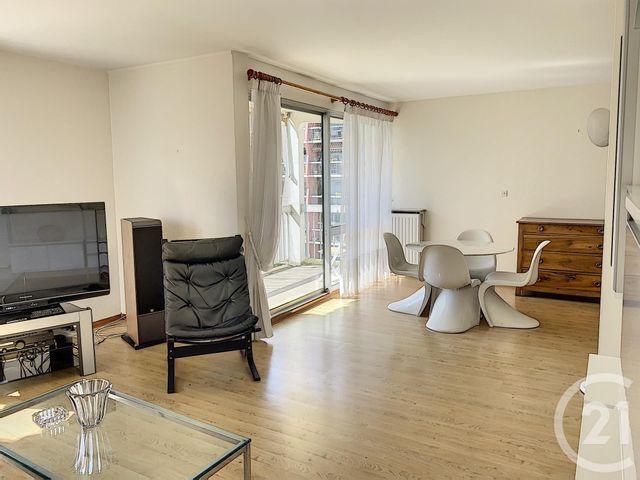 Appartement T3 à louer - 3 pièces - 81.52 m2 - DIJON - 21 - BOURGOGNE - Century 21 Martinot Immobilier