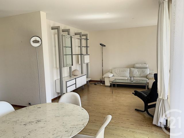 Appartement T3 à louer - 3 pièces - 81.52 m2 - DIJON - 21 - BOURGOGNE - Century 21 Martinot Immobilier