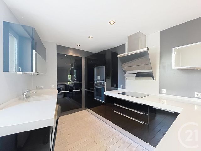 Appartement T2 à louer - 2 pièces - 54.76 m2 - DIJON - 21 - BOURGOGNE - Century 21 Martinot Immobilier