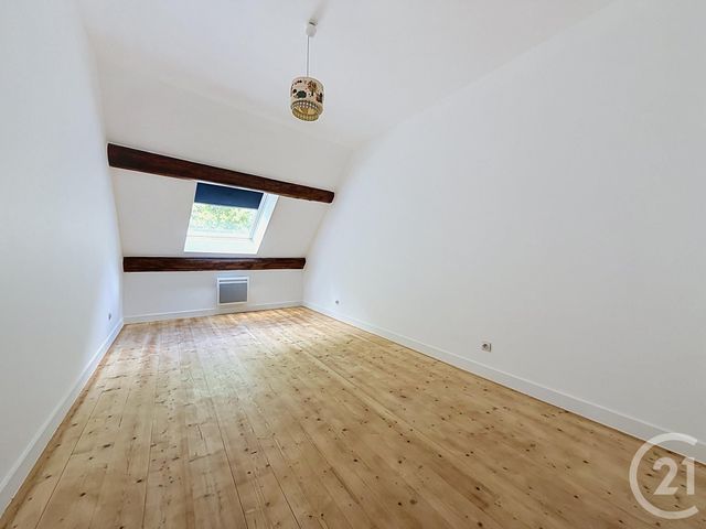 Appartement T2 à louer - 3 pièces - 80.9 m2 - PLOMBIERES LES DIJON - 21 - BOURGOGNE - Century 21 Martinot Immobilier