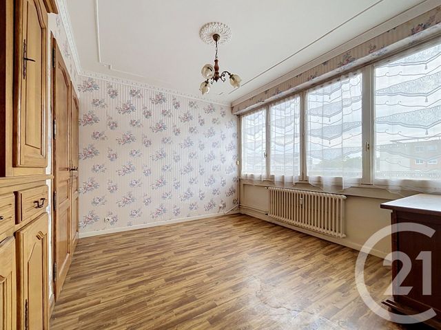 Appartement T4 à vendre - 4 pièces - 80.2 m2 - CHENOVE - 21 - BOURGOGNE - Century 21 Martinot Immobilier