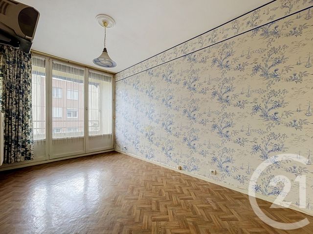 Appartement T4 à vendre - 4 pièces - 80.2 m2 - CHENOVE - 21 - BOURGOGNE - Century 21 Martinot Immobilier