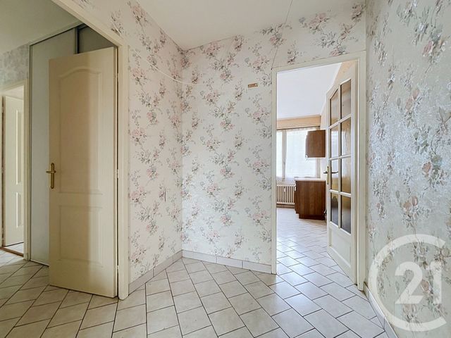 Appartement T4 à vendre - 4 pièces - 80.2 m2 - CHENOVE - 21 - BOURGOGNE - Century 21 Martinot Immobilier