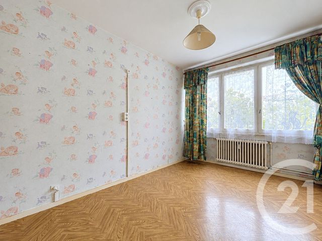 Appartement T4 à vendre - 4 pièces - 80.2 m2 - CHENOVE - 21 - BOURGOGNE - Century 21 Martinot Immobilier