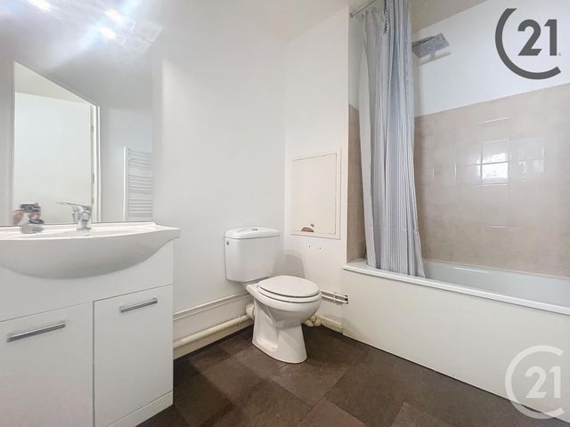Appartement T2 à louer - 2 pièces - 46.71 m2 - DIJON - 21 - BOURGOGNE - Century 21 Martinot Immobilier