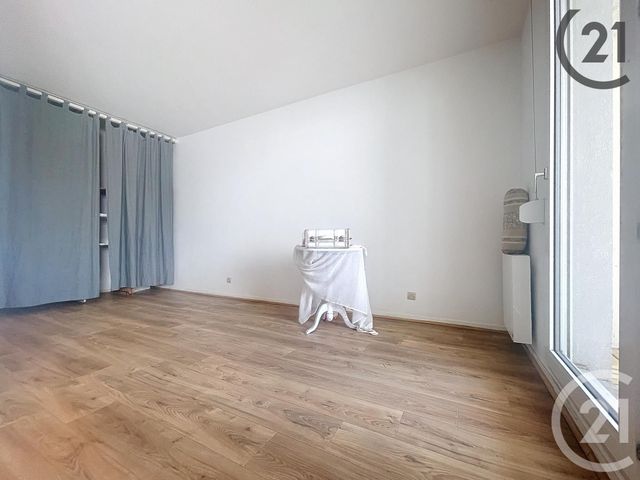 Appartement T2 à louer - 2 pièces - 46.71 m2 - DIJON - 21 - BOURGOGNE - Century 21 Martinot Immobilier