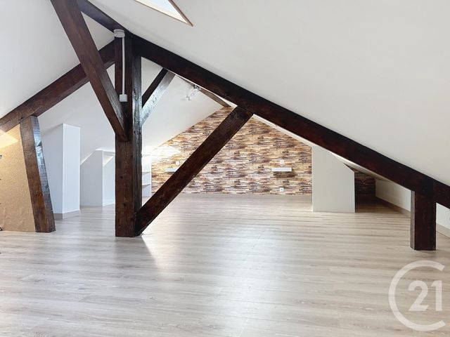 maison à louer - 5 pièces - 100.31 m2 - SENNECEY LES DIJON - 21 - BOURGOGNE - Century 21 Martinot Immobilier