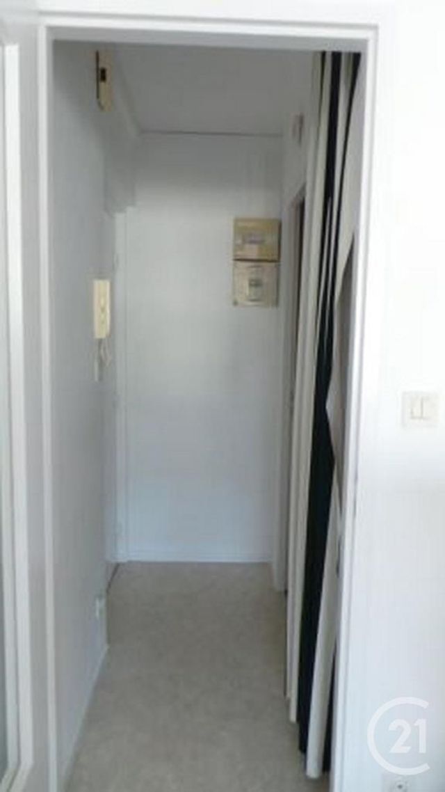Appartement F1 à louer - 1 pièce - 31.7 m2 - DIJON - 21 - BOURGOGNE - Century 21 Martinot Immobilier